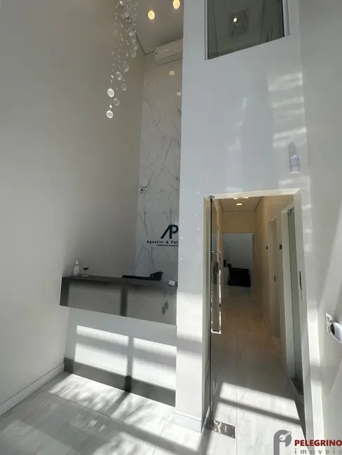 Prédio Inteiro com 5 quartos para alugar, 148m2 em Centro, Tapes - RS - imagem 1 Foto 1 de Prédio Inteiro com 5 quartos para alugar, 148m2 em Centro, Tapes - RS