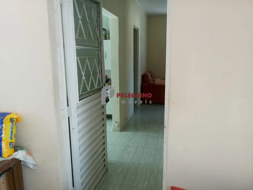 Foto 6 de Casa com 2 quartos à venda, 84m2 em Centro, Tapes - RS