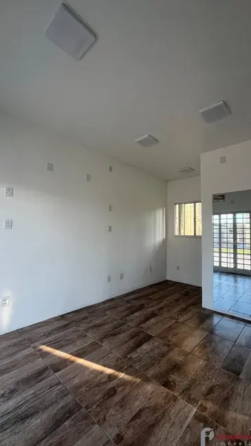 Sala Comercial com 2 quartos para alugar, 40m2 em Centro, Tapes - RS - imagem 5 Foto 5 de Sala Comercial com 2 quartos para alugar, 40m2 em Centro, Tapes - RS