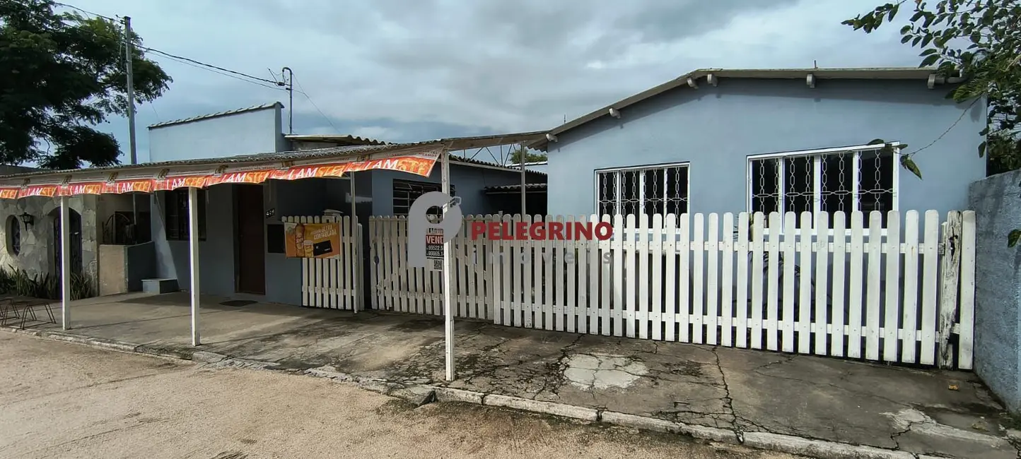 Foto 3 de Casa com 2 quartos à venda, 238m2 em Centro, Tapes - RS