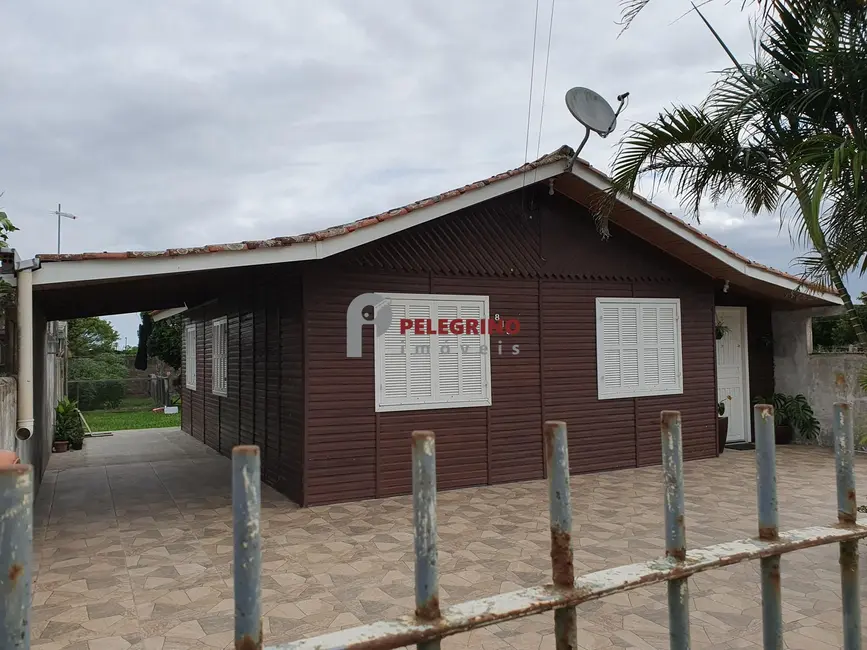 Foto 2 de Casa com 2 quartos à venda, 54m2 em Tapes - RS