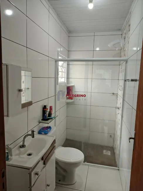 Foto 6 de Casa com 1 quarto à venda, 53m2 em Tapes - RS