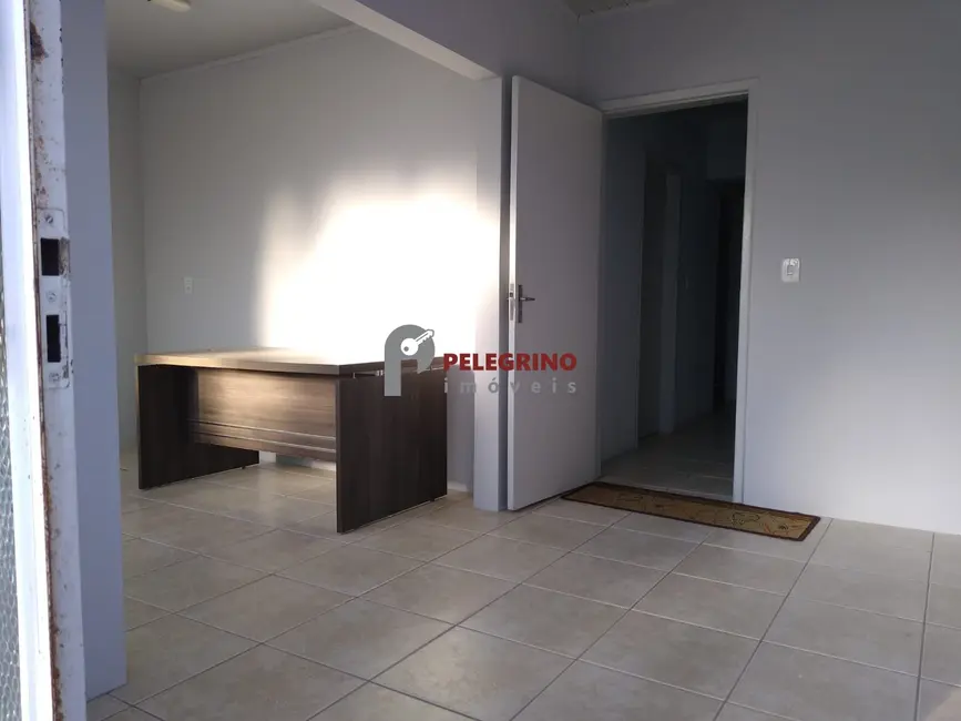 Foto 2 de Sala Comercial com 5 quartos para alugar, 85m2 em Centro, Tapes - RS
