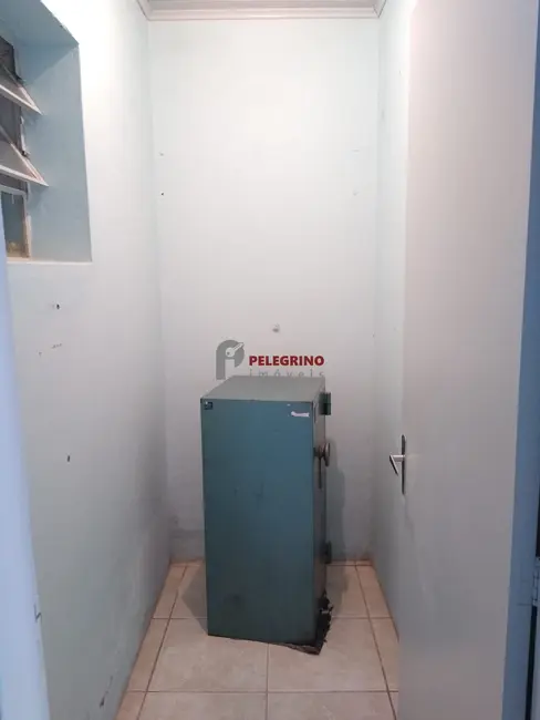 Foto 8 de Sala Comercial com 5 quartos para alugar, 85m2 em Centro, Tapes - RS