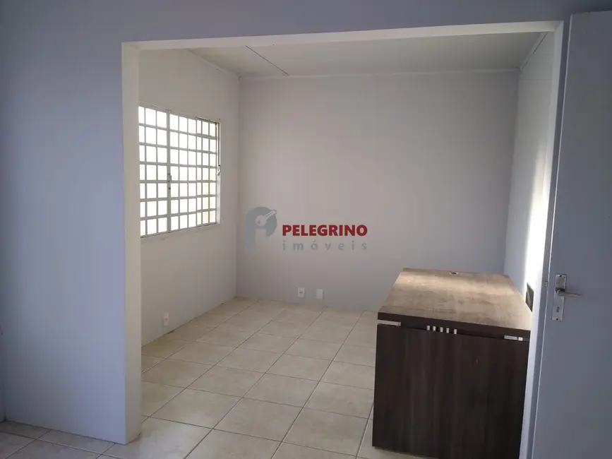 Foto 3 de Sala Comercial com 5 quartos para alugar, 85m2 em Centro, Tapes - RS