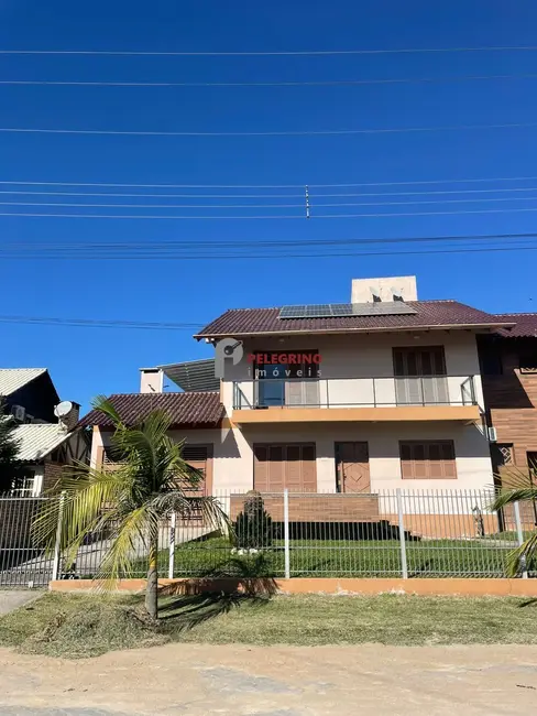 Foto 3 de Casa com 2 quartos para alugar, 167m2 em Centro, Tapes - RS