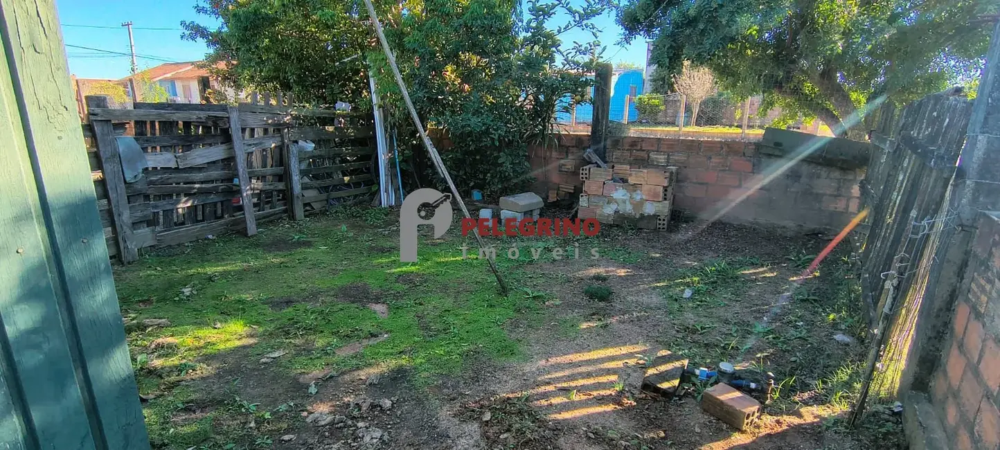 Foto 8 de Casa com 4 quartos à venda, 70m2 em Tapes - RS