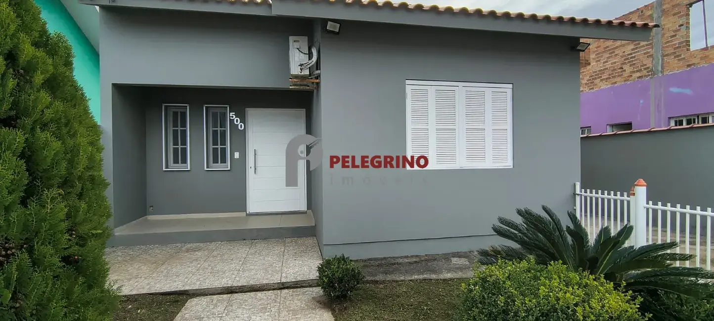 Foto 2 de Casa com 2 quartos para alugar, 90m2 em Tapes - RS