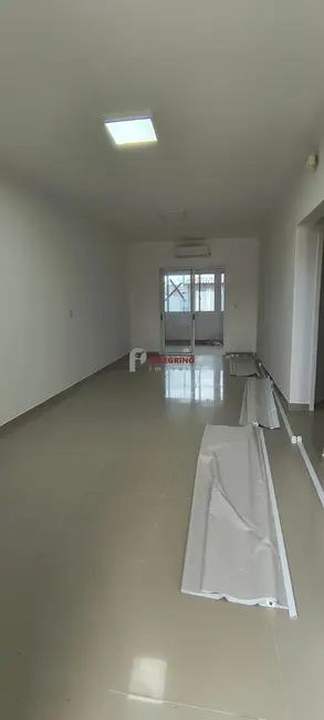 Foto 3 de Casa com 2 quartos para alugar, 90m2 em Tapes - RS
