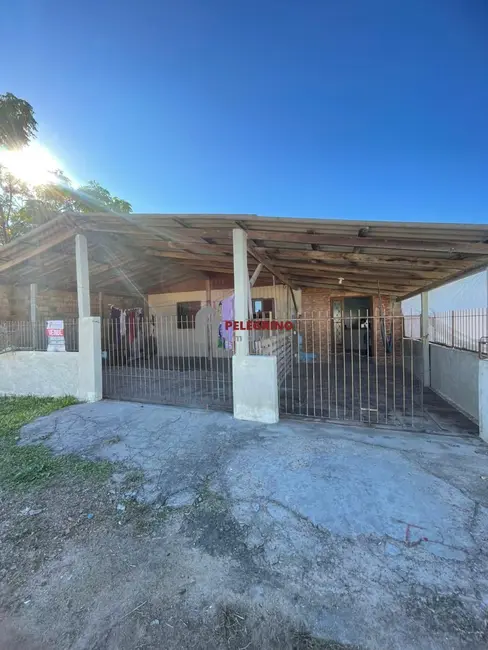 Foto 5 de Casa com 4 quartos à venda, 133m2 em Centro, Tapes - RS