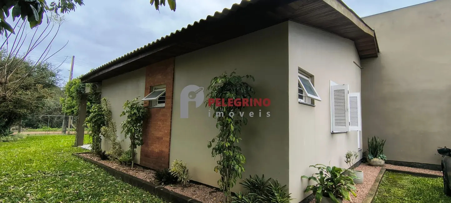 Casa com 3 quartos à venda, 164m2 em Tapes - RS - imagem 2 Foto 2 de Casa com 3 quartos à venda, 164m2 em Tapes - RS