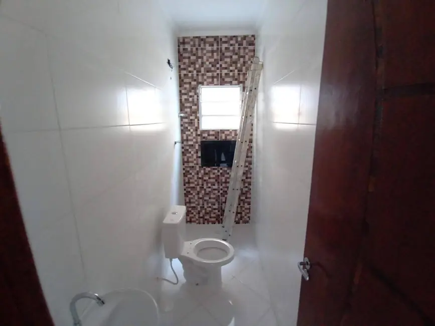 Foto 8 de Casa com 2 quartos à venda, 135m2 em Mongagua - SP