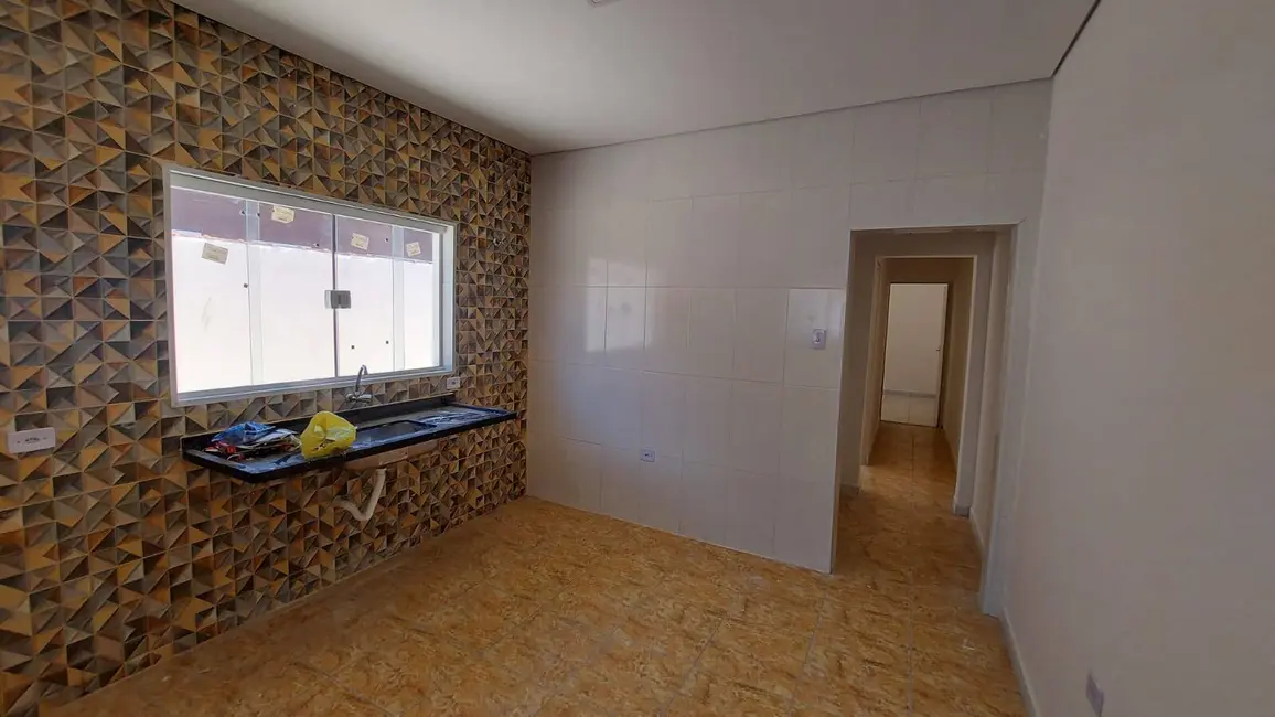 Foto 7 de Casa com 2 quartos à venda, 180m2 em Mongagua - SP