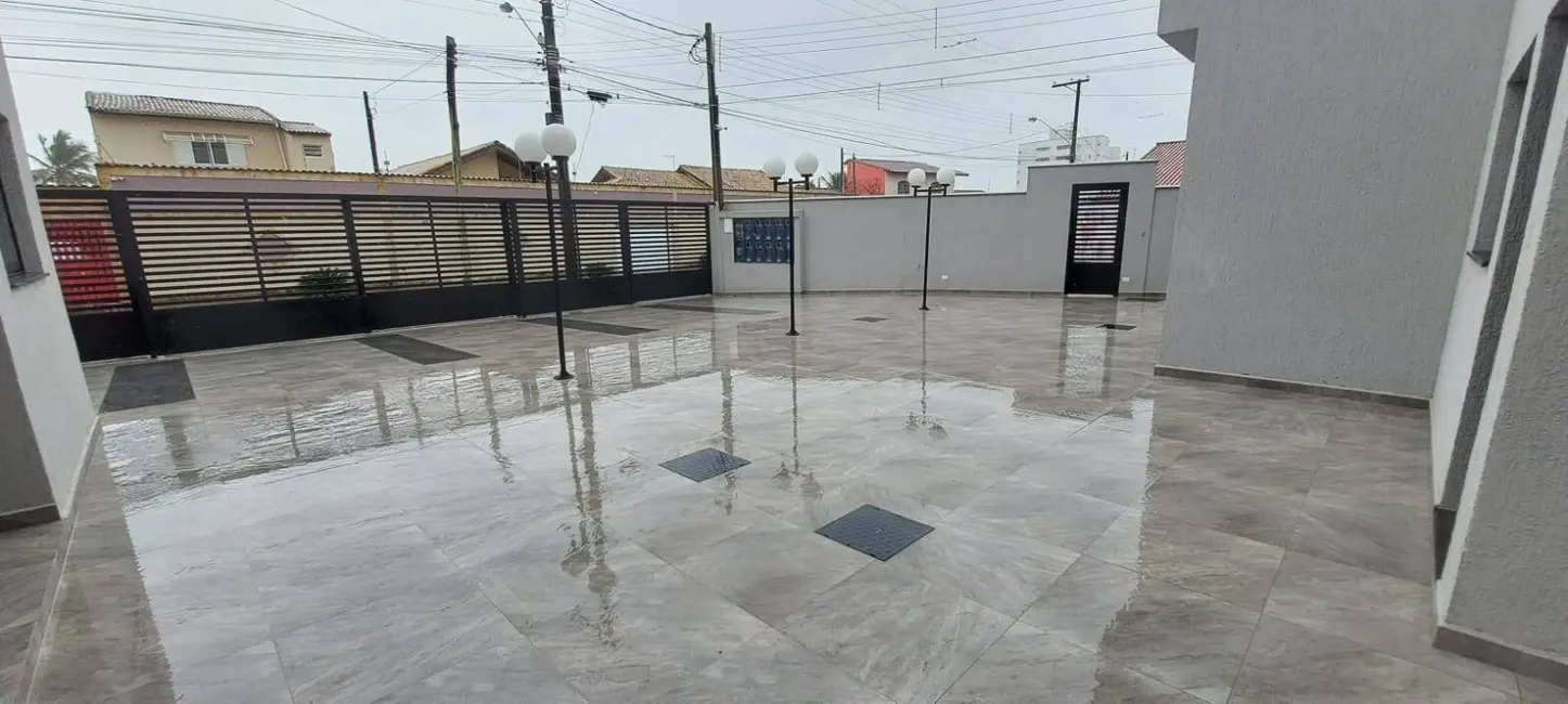 Foto 3 de Sobrado com 2 quartos à venda, 132m2 em Mongagua - SP