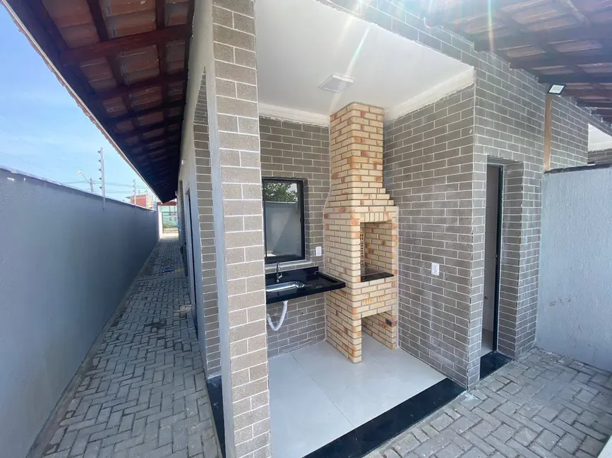 Foto 1 de Casa com 3 quartos à venda, 150m2 em Itanhaem - SP