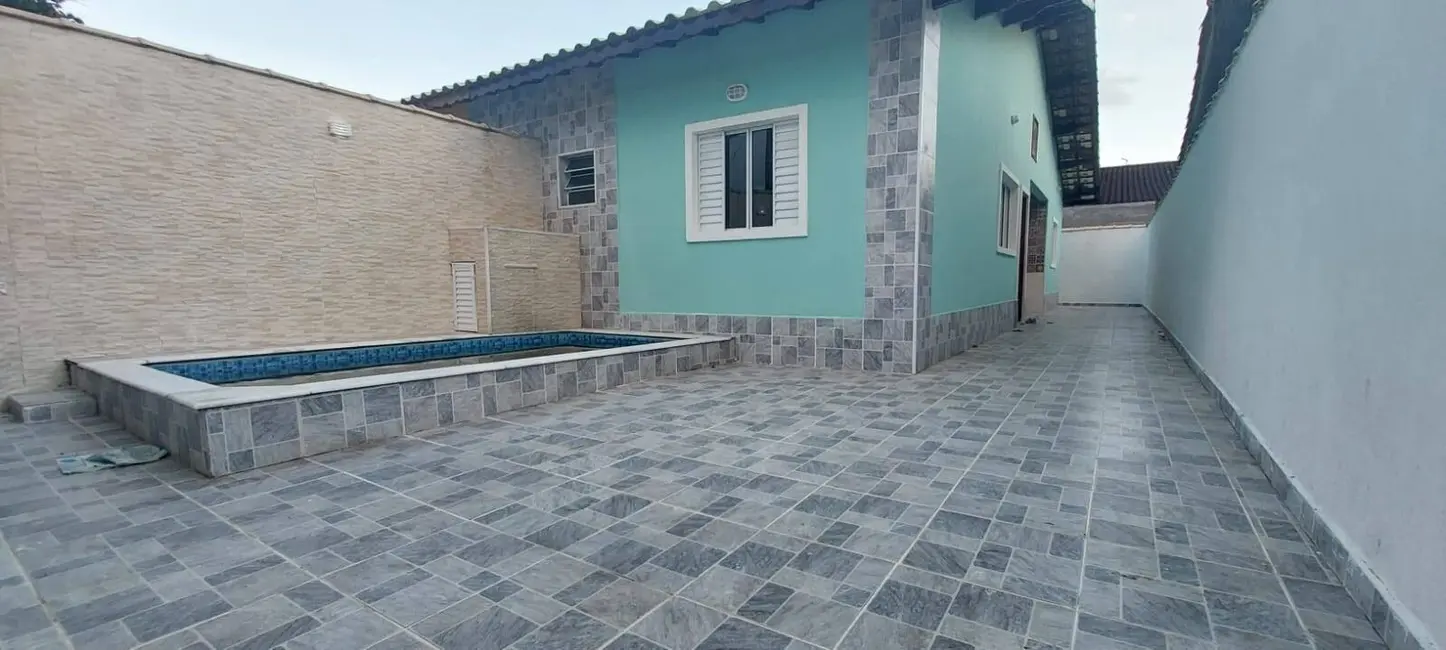 Foto 1 de Casa com 2 quartos à venda, 60m2 em Agenor de Campos, Mongagua - SP