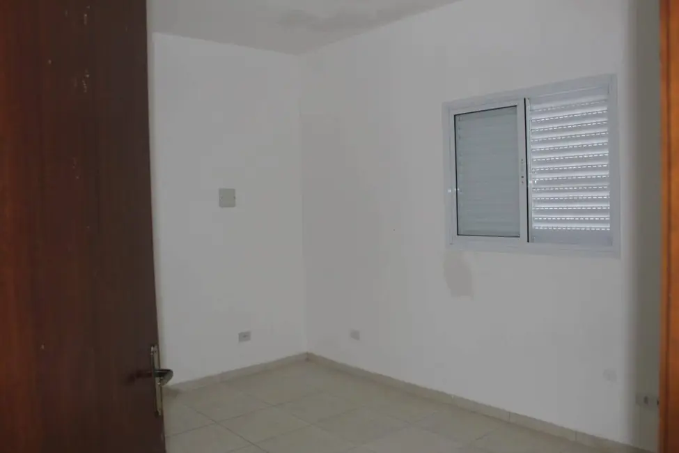 Foto 6 de Casa com 2 quartos à venda, 52m2 em Mongagua - SP