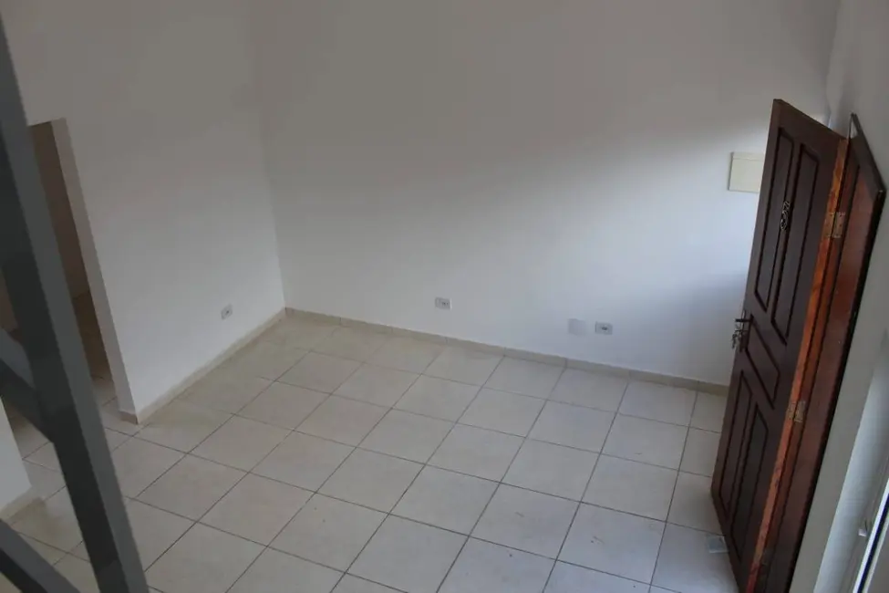 Foto 4 de Casa com 2 quartos à venda, 52m2 em Mongagua - SP