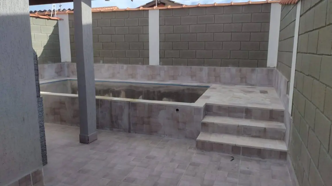 Foto 7 de Casa com 2 quartos à venda, 60m2 em Itanhaem - SP