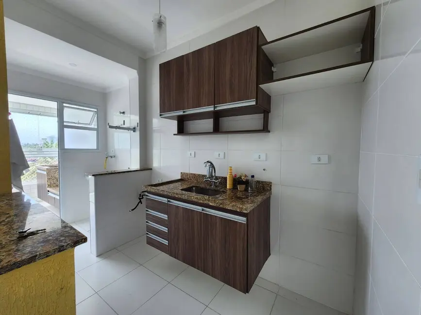 Foto 2 de Apartamento com 2 quartos à venda, 64m2 em Centro, Mongagua - SP