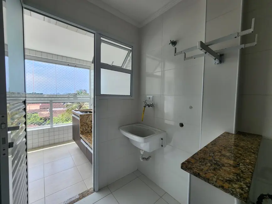 Foto 3 de Apartamento com 2 quartos à venda, 64m2 em Centro, Mongagua - SP