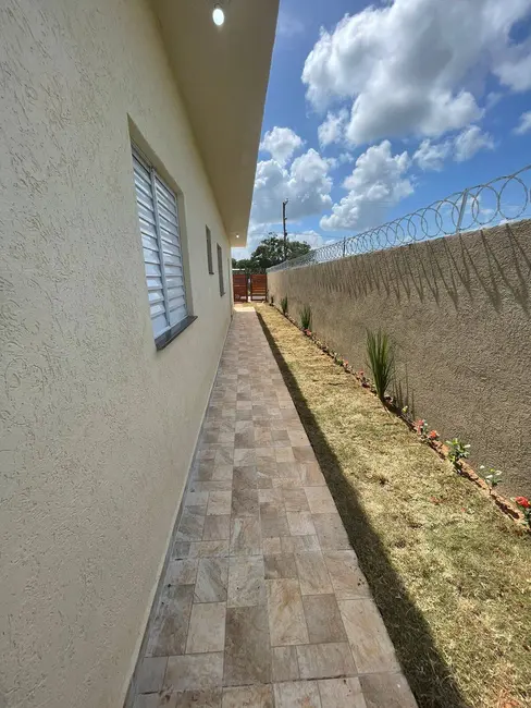 Foto 3 de Casa com 2 quartos à venda, 150m2 em Itanhaem - SP