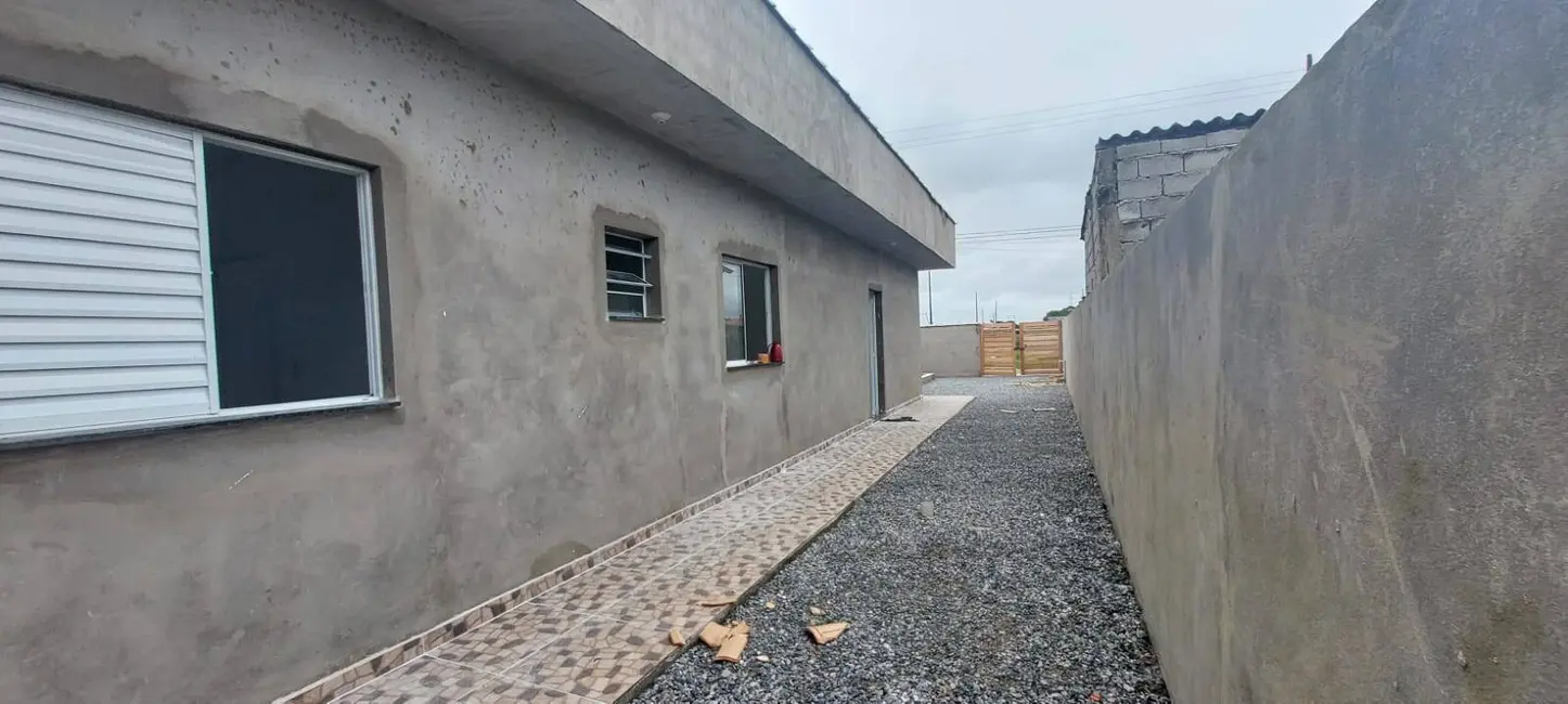 Foto 6 de Casa com 2 quartos à venda, 150m2 em Itanhaem - SP