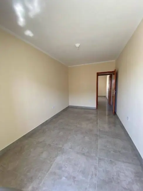 Foto 9 de Casa com 2 quartos à venda, 87m2 em Itanhaem - SP