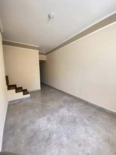 Foto 4 de Casa com 2 quartos à venda, 87m2 em Itanhaem - SP