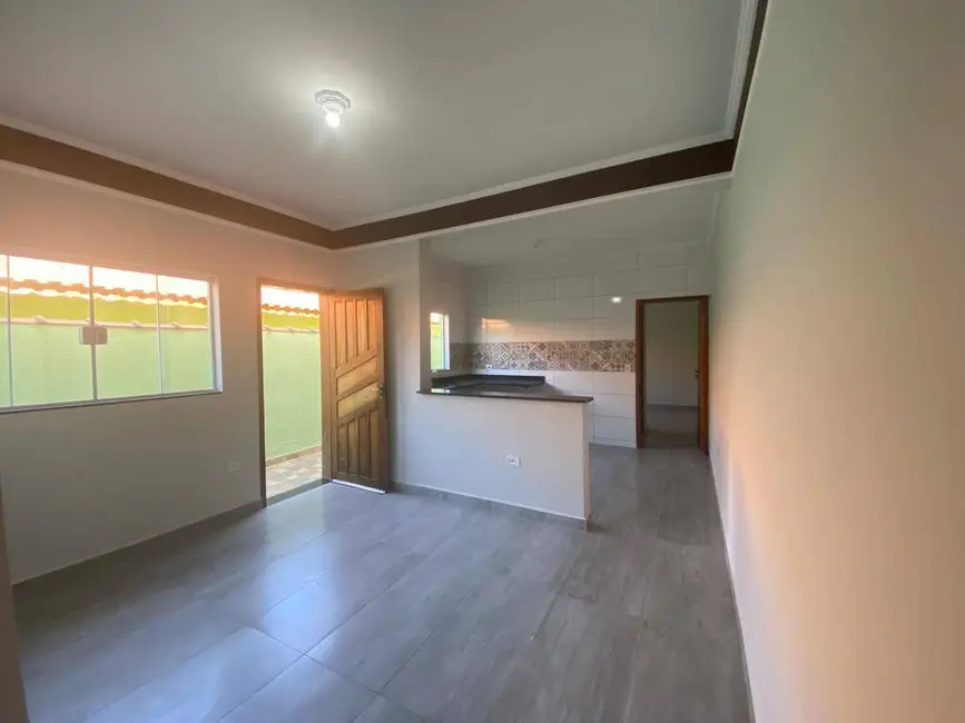 Foto 2 de Casa com 2 quartos à venda, 76m2 em Pedreira, Mongagua - SP