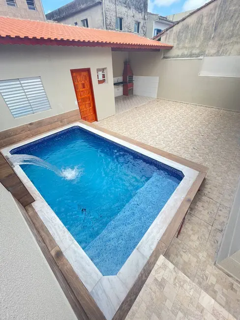 Casa com 3 quartos à venda, 260m2 em Agenor de Campos, Mongagua - SP - imagem 7 Foto 7 de Casa com 3 quartos à venda, 260m2 em Agenor de Campos, Mongagua - SP