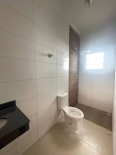 Casa com 3 quartos à venda, 260m2 em Agenor de Campos, Mongagua - SP - imagem 4 Foto 4 de Casa com 3 quartos à venda, 260m2 em Agenor de Campos, Mongagua - SP
