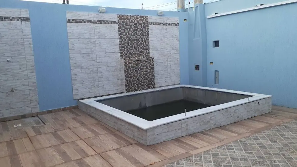 Foto 5 de Casa com 2 quartos à venda em Itanhaem - SP