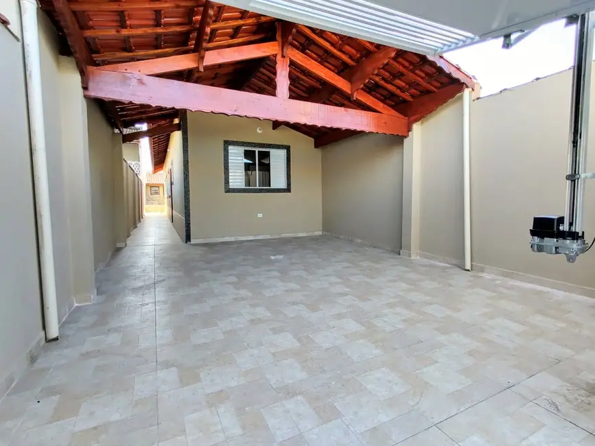 Foto 2 de Casa com 2 quartos à venda, 85m2 em Mongagua - SP