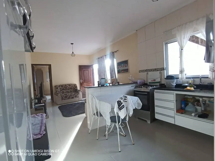 Foto 9 de Casa com 2 quartos à venda, 80m2 em Mongagua - SP