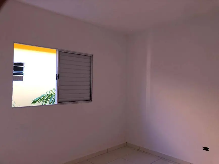 Sobrado com 2 quartos à venda, 60m2 em Itanhaem - SP - imagem 8 Foto 8 de Sobrado com 2 quartos à venda, 60m2 em Itanhaem - SP