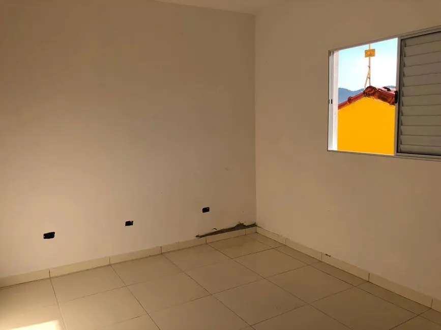 Sobrado com 2 quartos à venda, 60m2 em Itanhaem - SP - imagem 9 Foto 9 de Sobrado com 2 quartos à venda, 60m2 em Itanhaem - SP