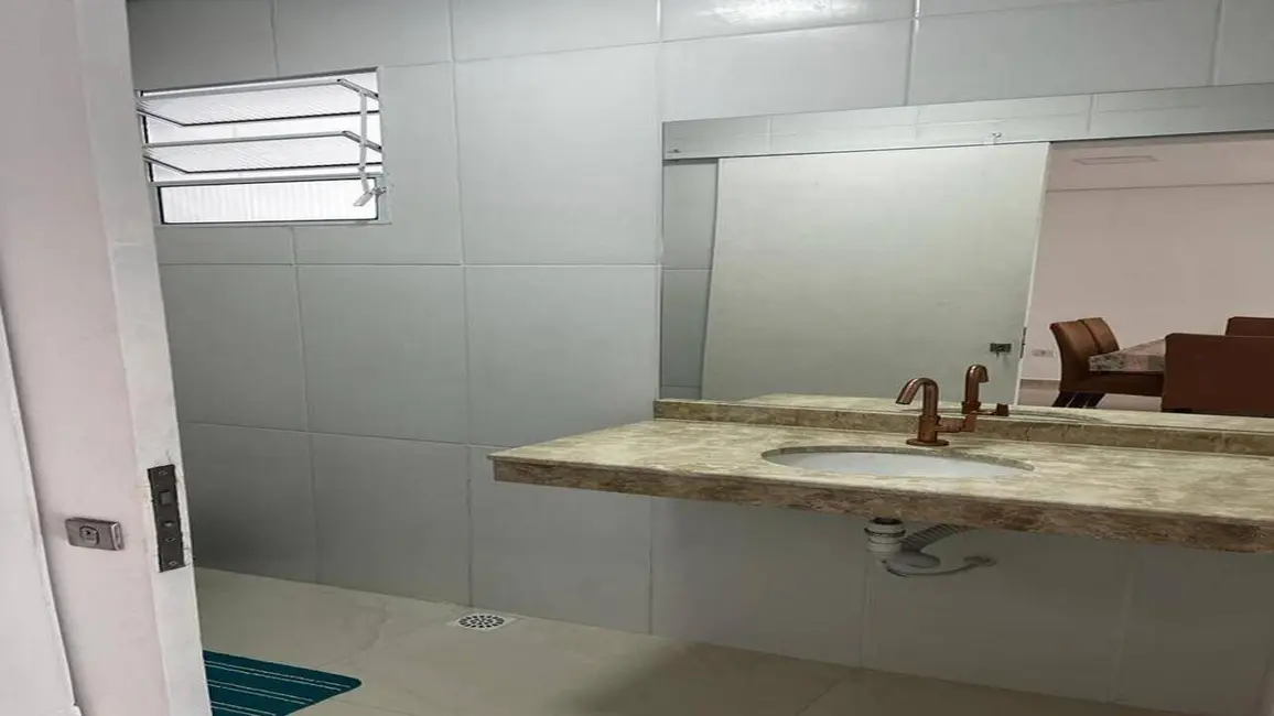 Foto 7 de Casa com 4 quartos à venda, 360m2 em Itanhaem - SP