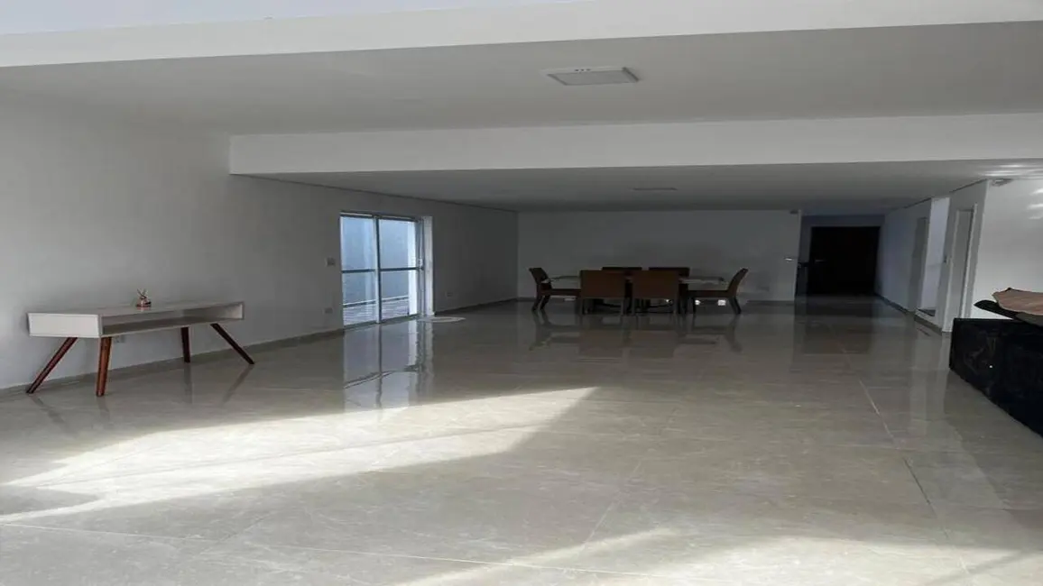 Foto 3 de Casa com 4 quartos à venda, 360m2 em Itanhaem - SP