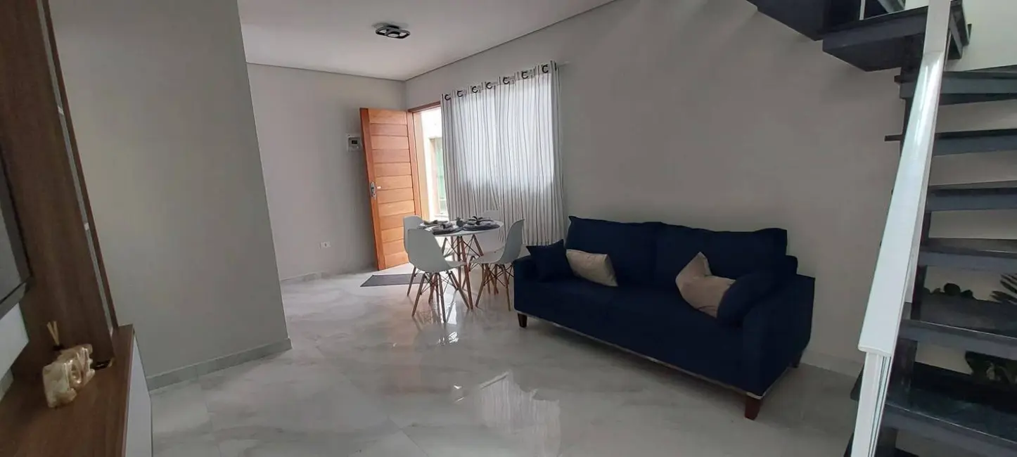 Foto 3 de Sobrado com 2 quartos à venda, 86m2 em Mongagua - SP