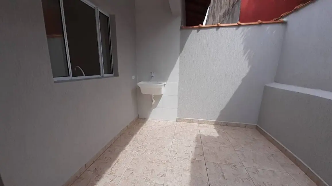 Foto 6 de Casa com 2 quartos à venda, 127m2 em Mongagua - SP