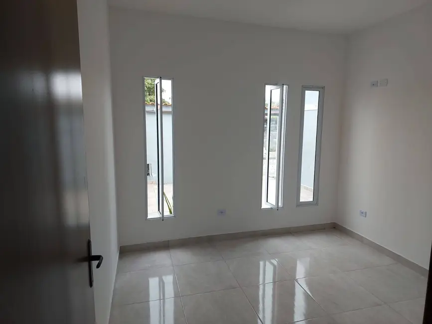 Foto 6 de Casa com 2 quartos à venda, 70m2 em Itanhaem - SP