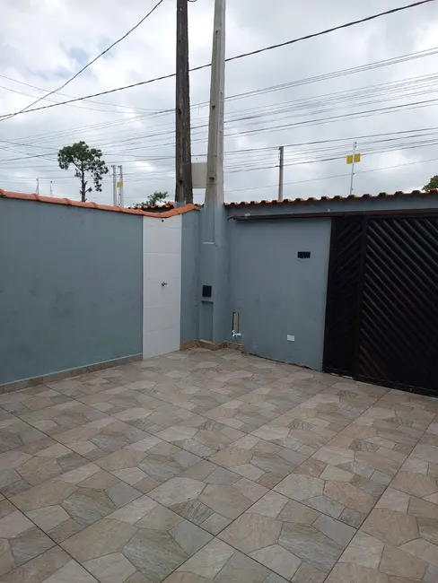 Foto 9 de Casa com 2 quartos à venda, 70m2 em Itanhaem - SP