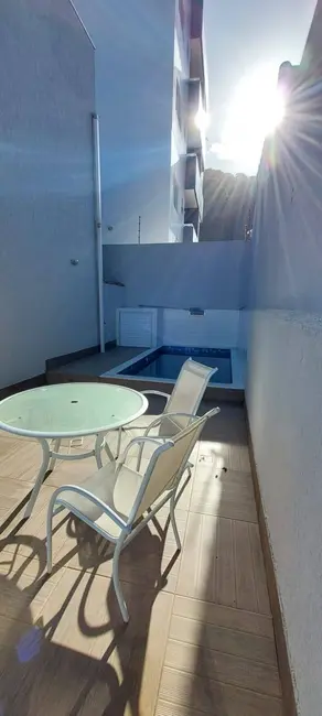 Foto 1 de Casa com 2 quartos à venda, 70m2 em Pedreira, Mongagua - SP