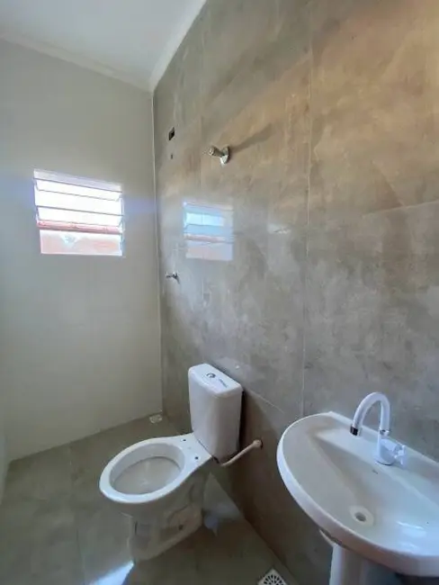Foto 9 de Casa com 2 quartos à venda, 125m2 em Mongagua - SP