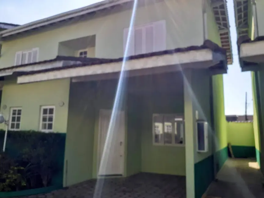 Sobrado com 2 quartos para alugar, 60m2 em Mongagua - SP - imagem 3 Foto 3 de Sobrado com 2 quartos para alugar, 60m2 em Mongagua - SP