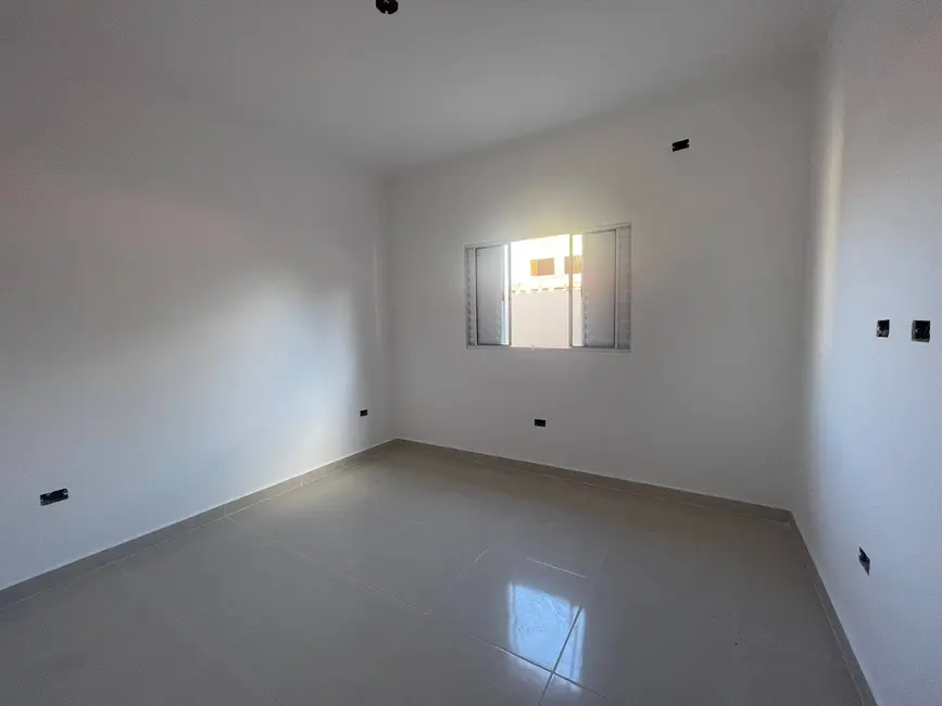 Foto 8 de Casa com 2 quartos à venda, 149m2 em Itanhaem - SP