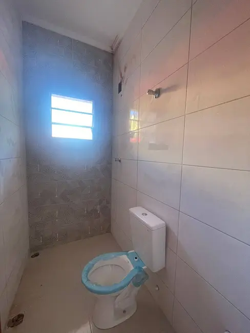 Foto 6 de Casa com 2 quartos à venda, 149m2 em Itanhaem - SP