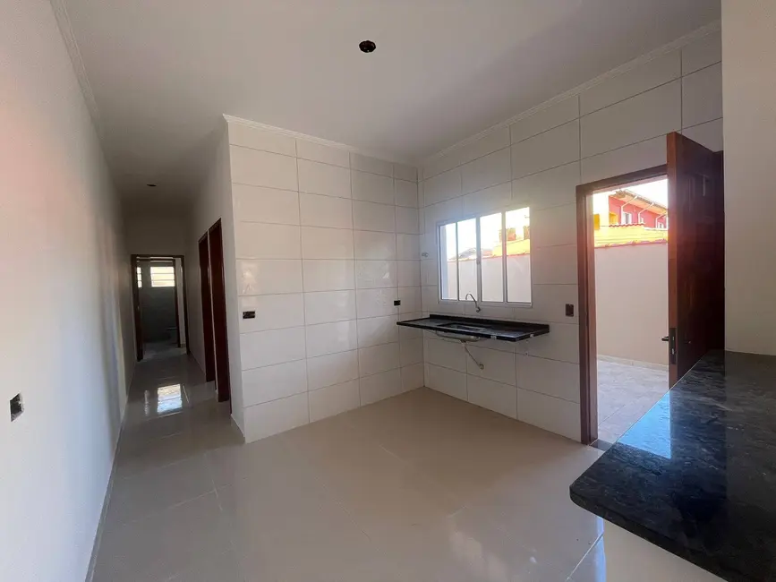 Foto 5 de Casa com 2 quartos à venda, 149m2 em Itanhaem - SP