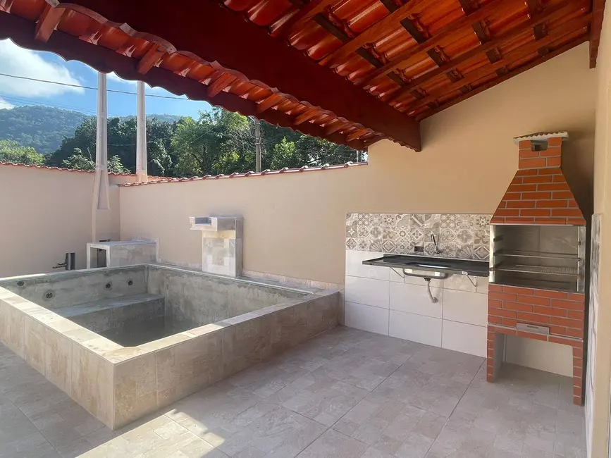 Foto 3 de Casa com 2 quartos à venda, 149m2 em Itanhaem - SP